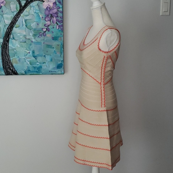 NEW Herve Leger Hanah Fit and Flare Dress … - Picture 2 of 10